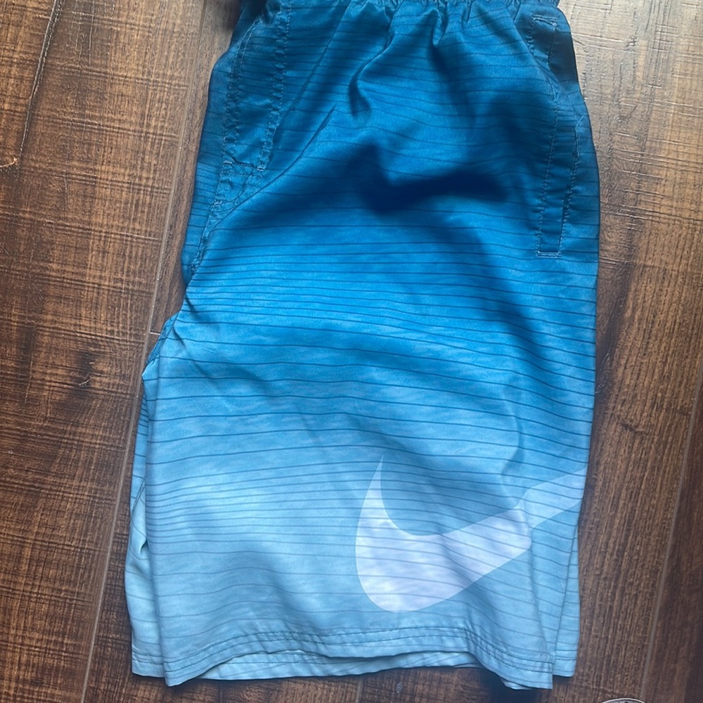 Nike, Large, mens swim shorts, teal green - Picture 7 of 7